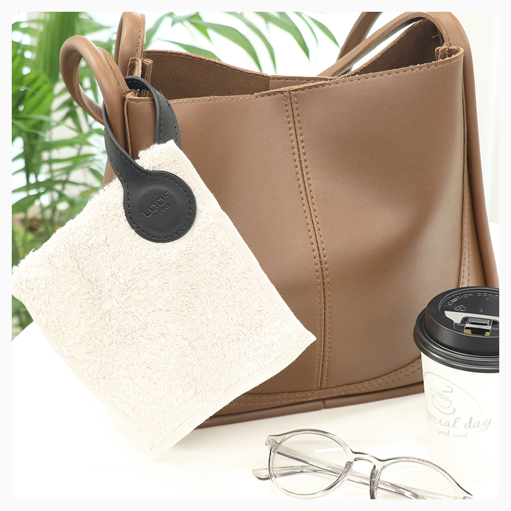 LOOF マグネットクリップ ハットクリップ ブランケットクリップ 強力マグネット 本革 レザー ベビーカー 自転車 ハット ホルダー 挟む 紛失防止 多機能 バッグ 収納 便利グッズ 帽子クリップ 吊り下げ 落ちない 寒さ対策 赤ちゃん キッズ 子供