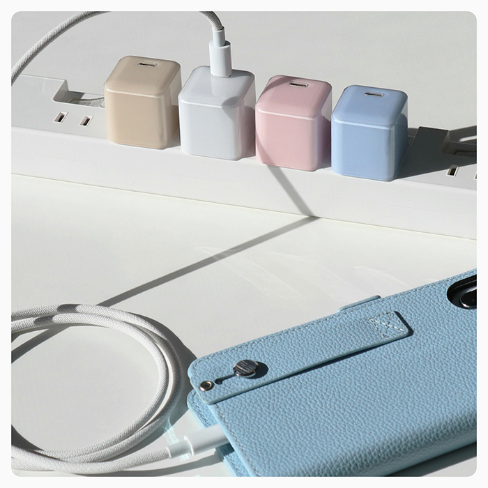 LOOF PD対応 20W ACアダプター Type C USB C USBC 出力 アダプター スマホ 充電器 コンパクト ケーブルセット ケーブル付き スマホ スマートフォン iPhone アンドロイド モバイル AC充電器 USB 電源アダプタ グローバル 海外 かわいい シアー パステル 軽量 Type-Cケーブル