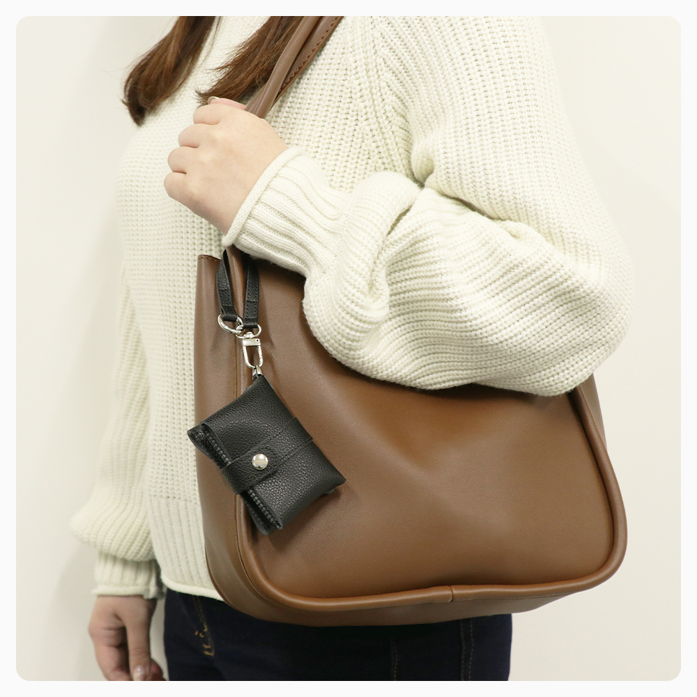 LOOF ポケットティッシュ ケース ポケットティッシュケース ポケットティッシュカバー 収納 ポーチ 持ち運び コンパクト 可愛い おしゃれ 高級 保湿 子供 レディース メンズ シンプル 小物入れ 本革 レザー ウエットティッシュ ケース