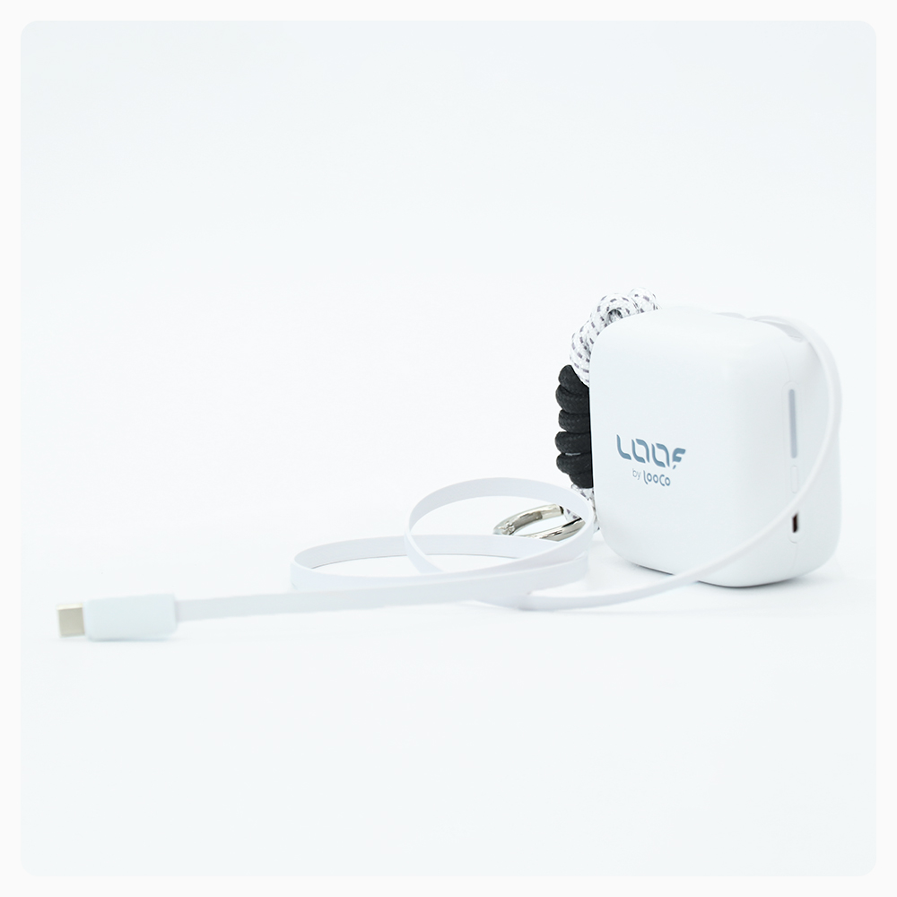 LOOF モバイルバッテリー 巻き取り式 リール 伸縮ケーブル 70cm 10000ｍAh 大容量 40W PD対応 急速充電 ケーブル内蔵 充電 スマホ充電器 モバイルバッテリー Type-C タイプC Android iPhone 2台同時充電 ストラップ 持ち運び カラビナ 小型 マグネット